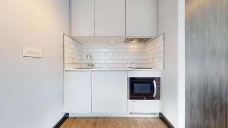 Studio to rent - Photo 5