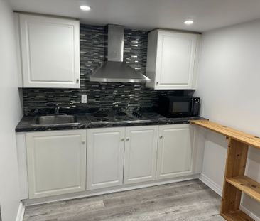 For Lease - 36 Rosanna(Lower Level) Crescent, Vaughan, Ontario - Photo 3