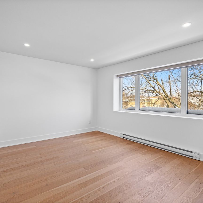 Condo for rent, Mont-Royal - Photo 1