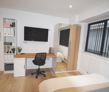 Studio to rent - Photo 2