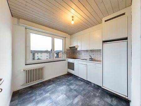 Gemütliche 3.5 Zimmer-Wohnung in Lengnau im Kanton BE - Photo 4