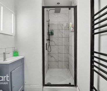 1 bedroom in a house share to rent - Photo 6
