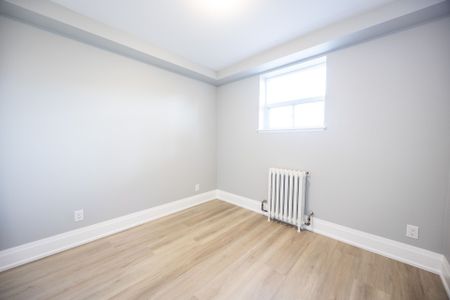 For Lease - 320 Lakeshore Road Unit# 2, Mississauga, Ontario - Photo 2