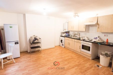 Powis Square, Notting Hill, W11 2AX - Photo 4