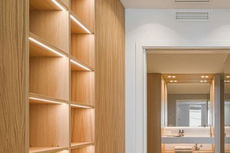 Luxury Apartment for rent in Nueva Andalucia, Spain - Photo 2