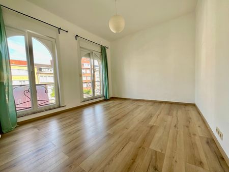Huis - te huur - Photo 3