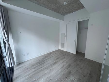 161 Roehampton Avenue #621 - Photo 4