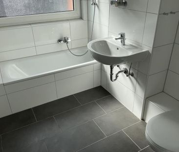 Hier steigt Ihnen keiner auf den Kopf!! Bezugsfertige 2-Zimmer-Wohn... - Photo 1