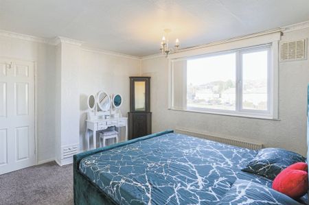 Asket Avenue, Leeds - Photo 3