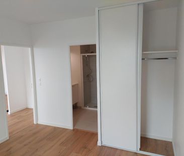 Location Appartement 2 pièces 43m² BIHOREL 76420 - Photo 4