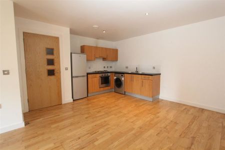 Waterloo Apartments, Leeds City Centre, LS10 1JA - Photo 3