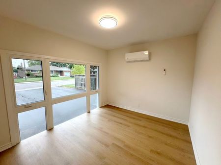 For Lease - 741 Proctor Road Unit# Main, Burlington, Ontario - Photo 2