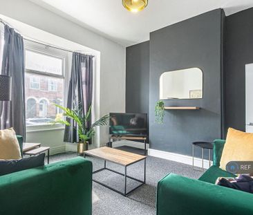 6 bedroom terraced house to rent - Photo 2
