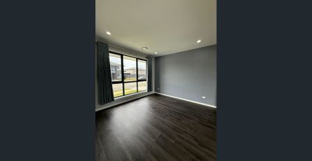 Modern 4 Bedroom Home in the Heart of Austral - Photo 2