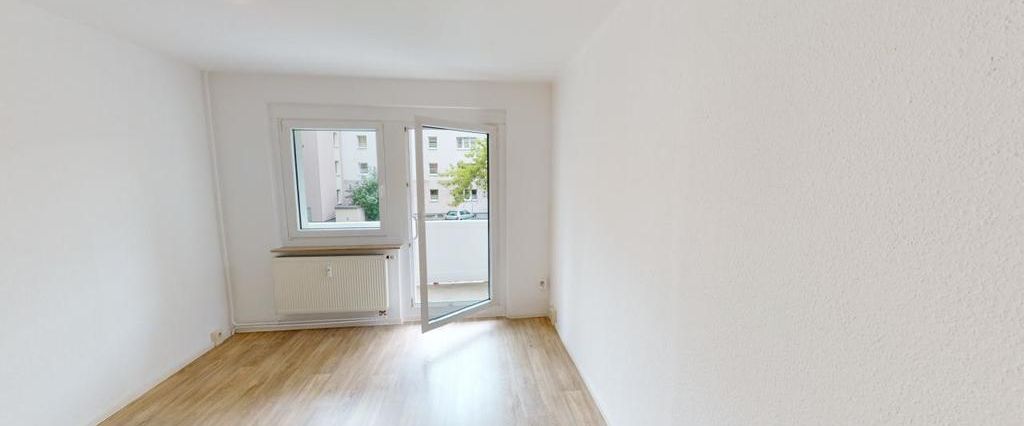 Kleine 1-Raum-Wohnung mit Balkon - Foto 1