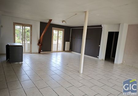 Location Appartement 2 pièces 78m² - Photo 2