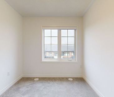 For Lease - 11 Keppel Circle, Brampton, Ontario - Photo 5