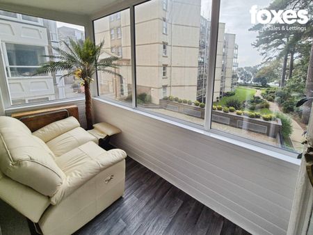 2 bed flat to rent in Tower Court, 14 West Cliff Road, Bournemouth, Dorset, BH2 5HA - Photo 5