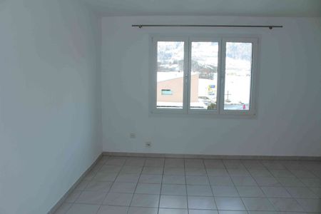4.5 Zimmer, 100 m², 2. Stock - Photo 2
