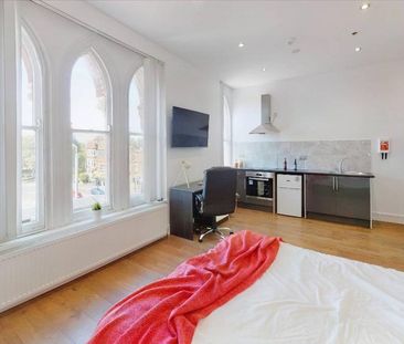 Studio to rent - Photo 4
