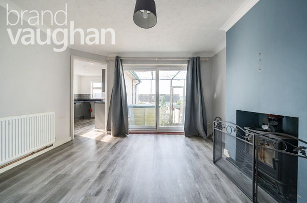 2 bedroom semi-detached bungalow to rent - Photo 1