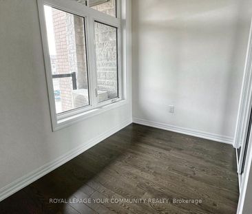 For Lease - 194 Vantage Loop Street, Newmarket, Ontario - Photo 3