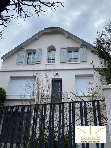 Maison individuelle à louer, 6 pièces - Rueil-Malmaison 92500 - Photo 2