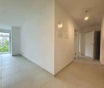 BEZUGSFERTIG: Neubau-Erstbezug mit Freifläche und Küche! - Photo 3