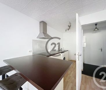 Location Appartement 1 pièce 30m² SAVIGNY LE TEMPLE 77176 - Photo 5