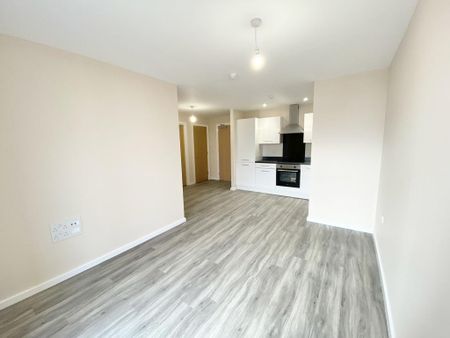 1 bedroom apartment to rent - Photo 2