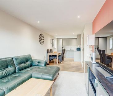 2 bedroom apartment to rent - Photo 4