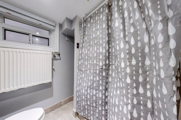 For Lease - 8 Davies Crescent Unit# Lower, Toronto, Ontario - Photo 1