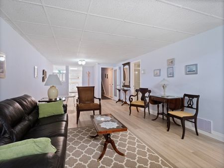 For Lease - 2 Kenworth Drive Unit# LOWER, St. Catharines, Ontario - Photo 2