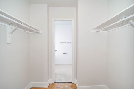 For Lease - 6200 Bathurst Street Unit# 1504, Toronto, Ontario - Photo 2