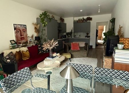 Room in a Shared Flat, Homerton High Street, E9 - Photo 2