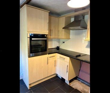 2 bedroom terraced house to rent - Photo 6