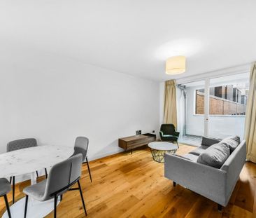 3 bedroom flat to rent - Photo 2