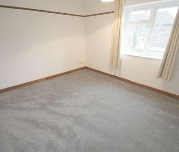 Queens View, Netley Abbey, Southampton, Hampshire, SO31 - Photo 1