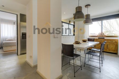 Duplex Penthouse for rent in Madrid (Ciudad Lineal) - Photo 3