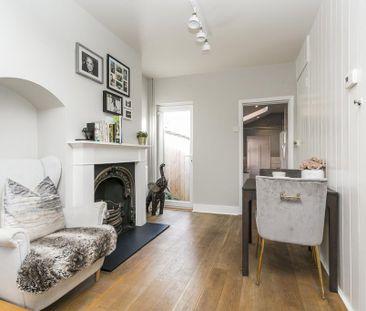 3 bedroom terraced house to rent - Photo 4