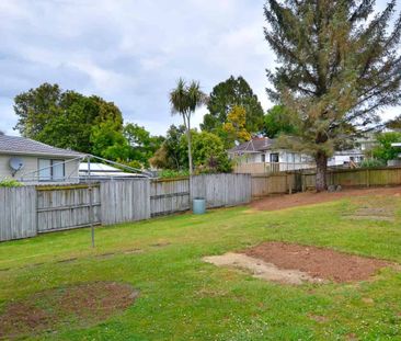 Tidy 3-Bedroom Home in Handy Manurewa Location - Photo 3