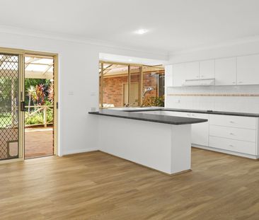 Freshly Renovated in Prime Location - Photo 5