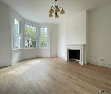 3 bedroom property to rent in London - Photo 5