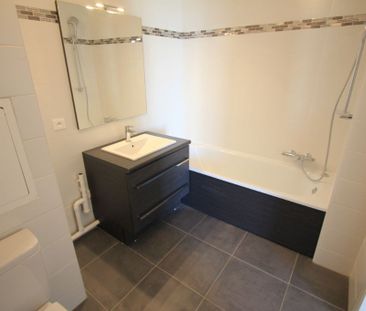 Location Appartement 2 pièces 44m² LE PLESSIS ROBINSON 92350 - Photo 4