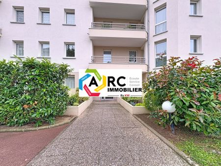 Location Appartement 2 pièces 49m² ST JEAN DE BRAYE 45800 - Photo 5
