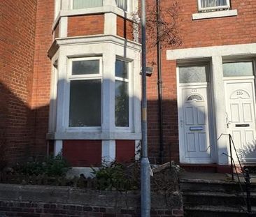 2 bedroom ground floor flat to rent - Photo 6