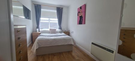 Apartment to rent in Dublin, Windmill Ln - Photo 3