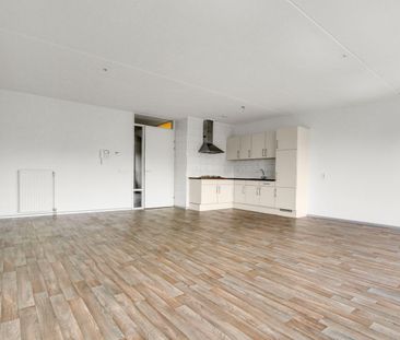 Appartement te huur: Heinsbergerweg 17-D1 6045 CB Roermond - Foto 4