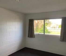 Looking for a cozy spot in Claudelands? - Photo 1