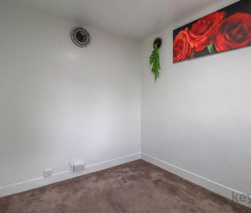 Delves Drive, Hackenthorpe, S12 - Photo 1